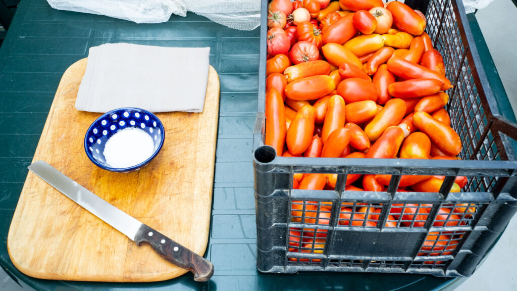 Tools to Make Sun-Dried Tomatoes